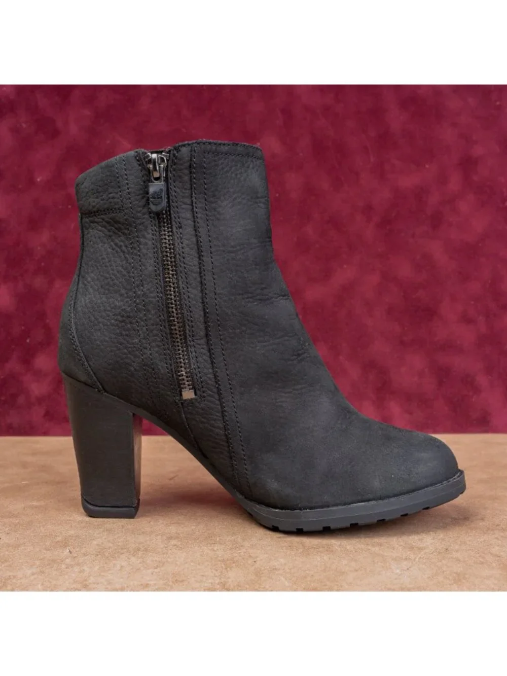 Timberland Women Stratton Black Nubuck Zip Fashion Heel Ankle Boots sz 8.5